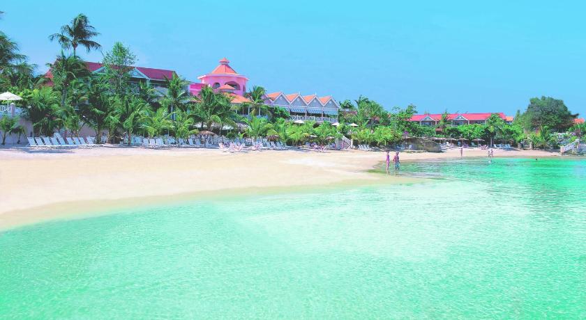 Coco Reef Resort &amp; Spa — Hotel in Crown Point