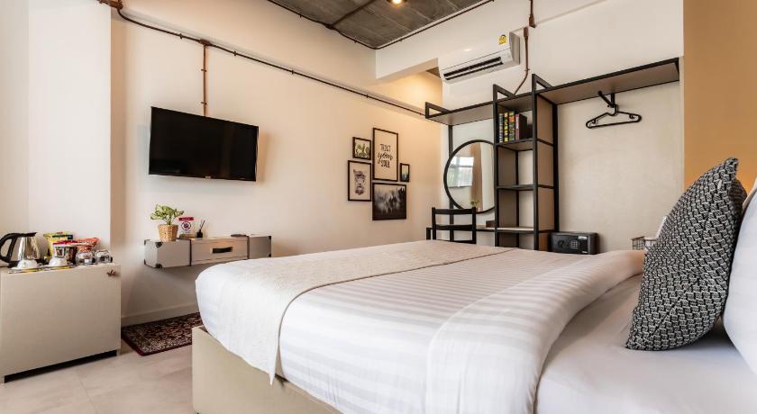 Image of Superior King Bed Room 4