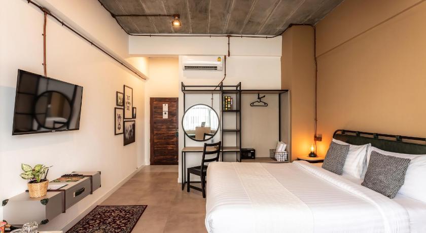 Image of Superior King Bed Room 1