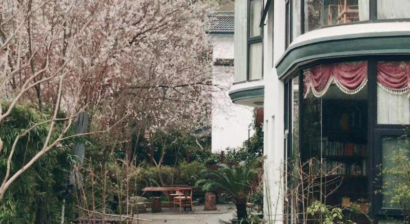 Hangzhou West Lake Lake YI Tong Intelligent Homestay photo