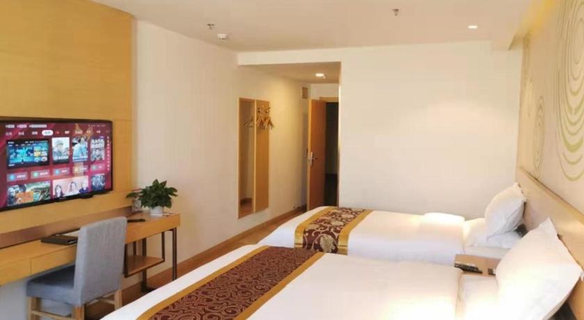 GreenTree Inn Xining Chengdong District Huangguang Yiwu Trade City Express Hotel – Xining, CO