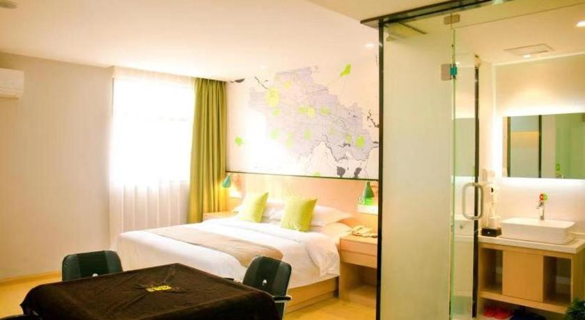 Vatica Fuyang Linquan County Jiangziya Square Hotel – Linquan County, Fuyang, VA