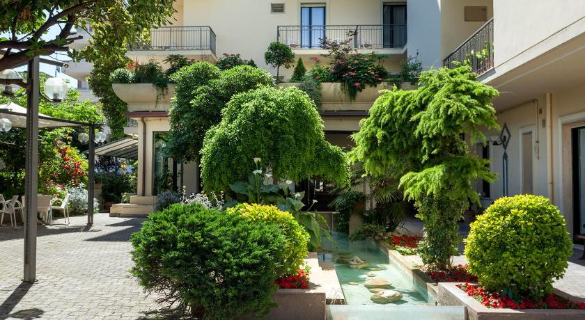 Hotel Stella