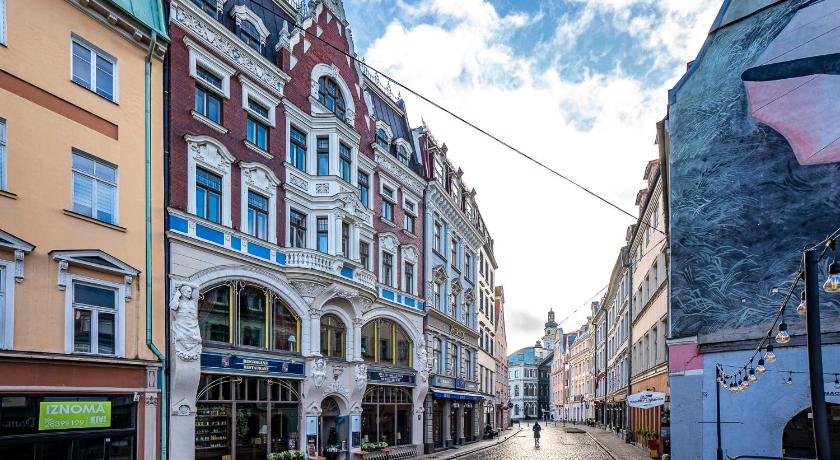 Blue Bird Hostel in Riga Old Town — Hotel in Riga