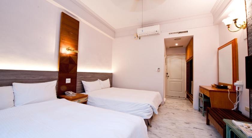 Image of Quadruple Room 4