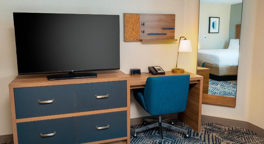 Candlewood Suites Las Vegas - E Tropicana photo
