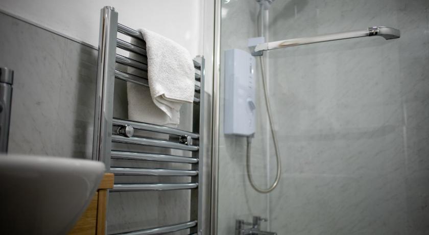 Silver City Apartments Historic Apartment - image 7