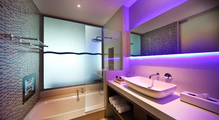 Image of Marina View Room 3