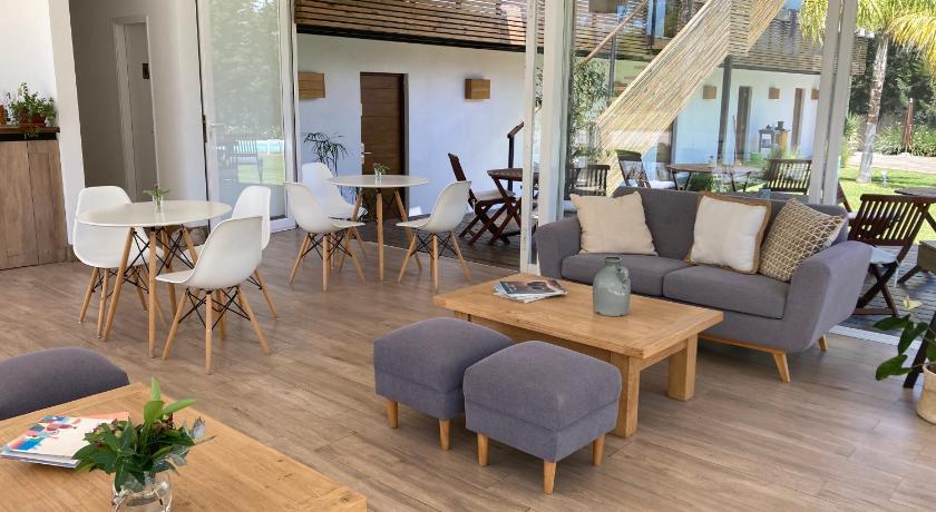 Live Hotel Boutique (Adults only) photo