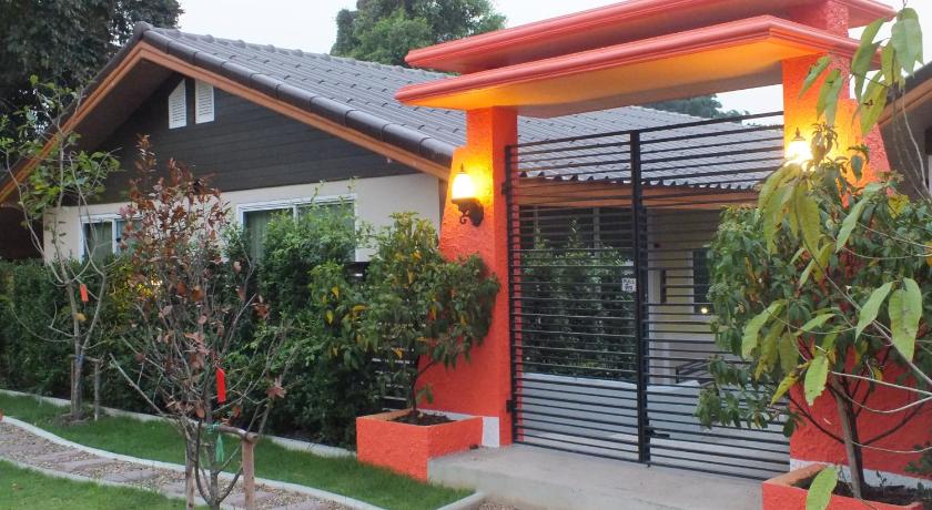 Q Zone Boutique Resort - image 2