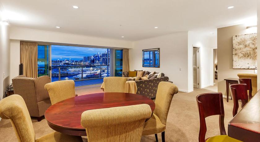 QV Private Waterfront Apartment - Princes Wharf - 379 photo