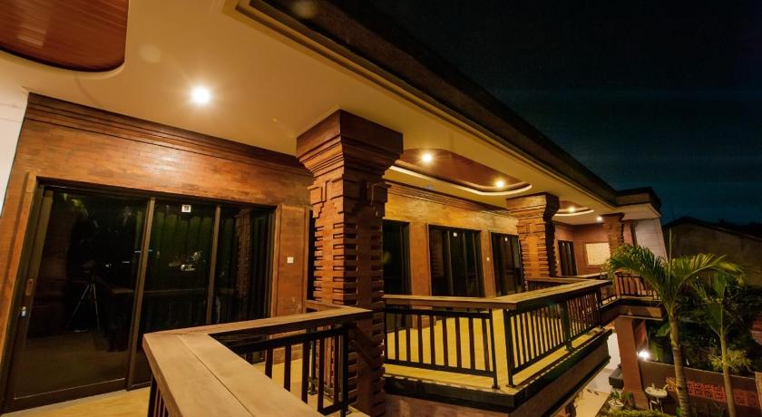 Dados Guest House photo