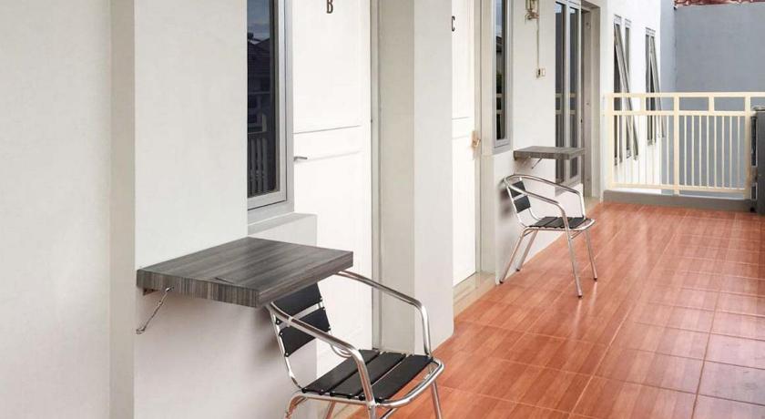 Image of RedDoorz Room 1