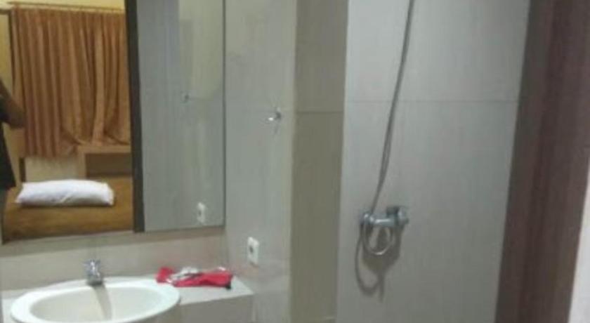 Soerabaja Place Guest House - image 12