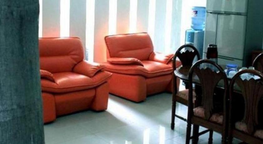Soerabaja Place Guest House - image 11