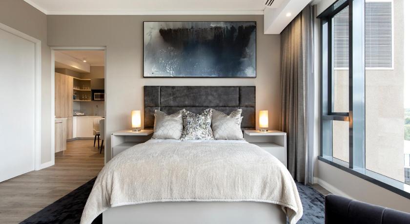 Black Marble - Menlyn Residence Apartments — Hotel in Pretoria