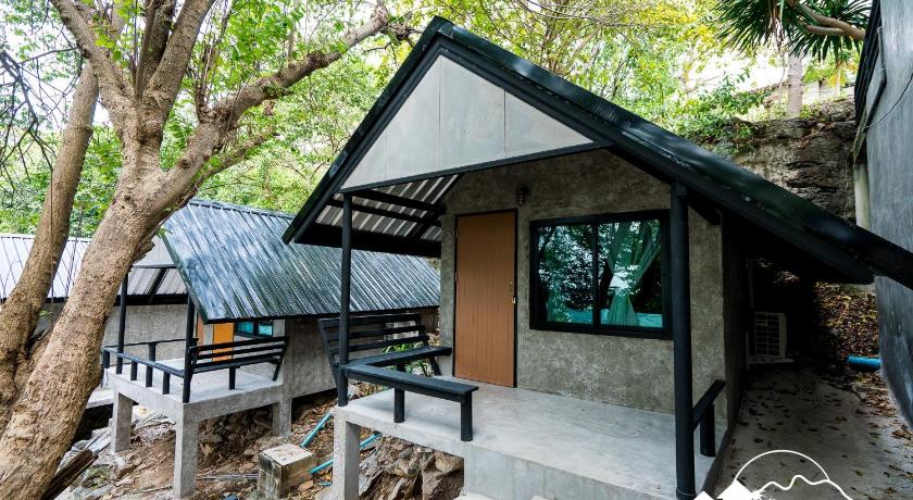 촌부리 Sichang Marina Resort 3星级 酒店 餐厅