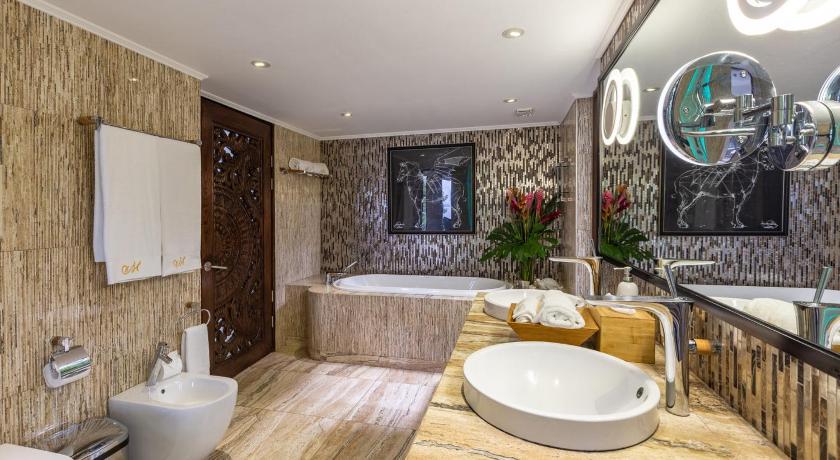 Image of Luxury Villa with Private Pool (2 adults) 2
