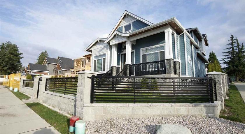 Kim's Place — Hotel in Surrey (BC)