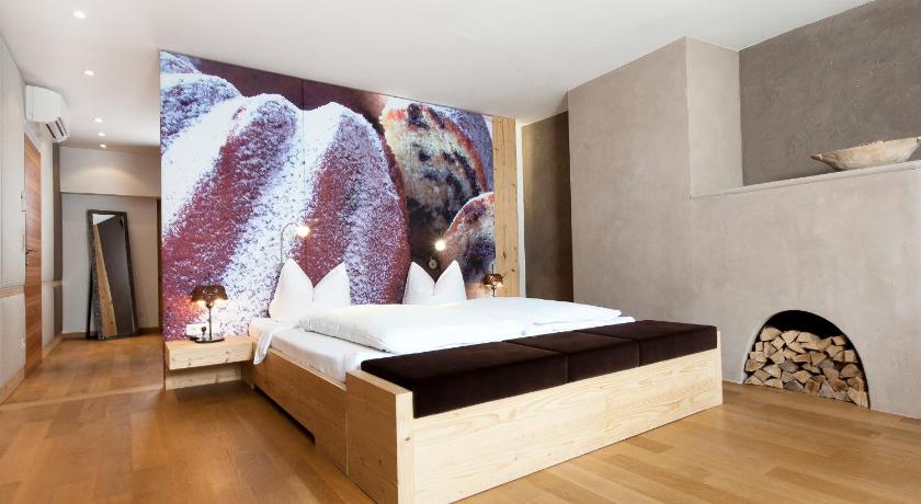 รูปของRössl CLASSIC SUITE 3