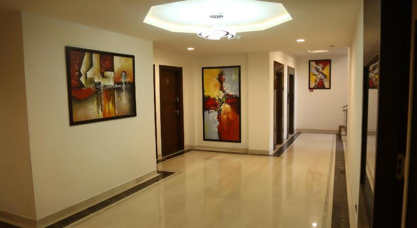 Hotel Imperia Suites photo