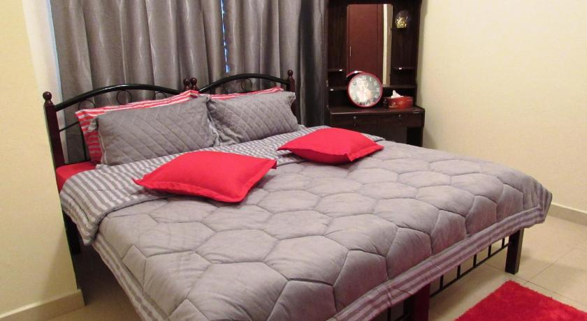 Homestay Private Room on Sea Side, Airport 7 km photo