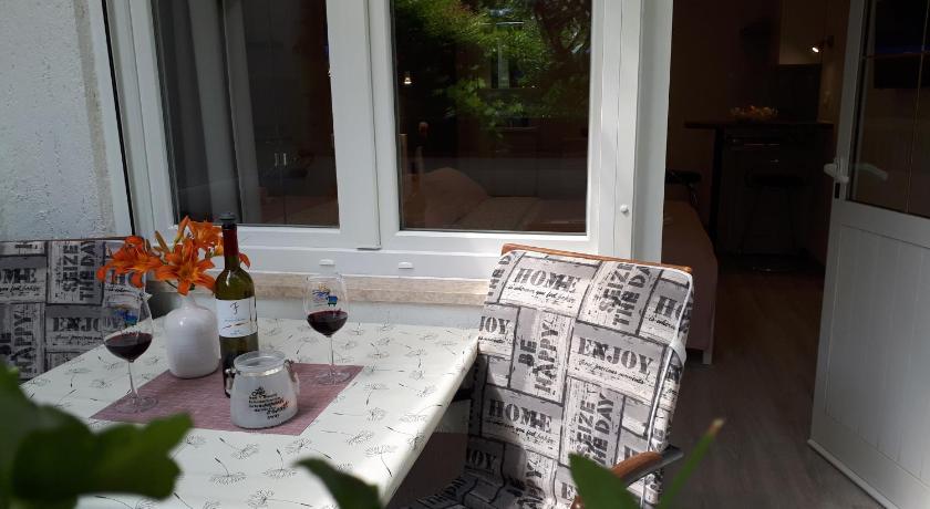 Guesthouse Mila photo