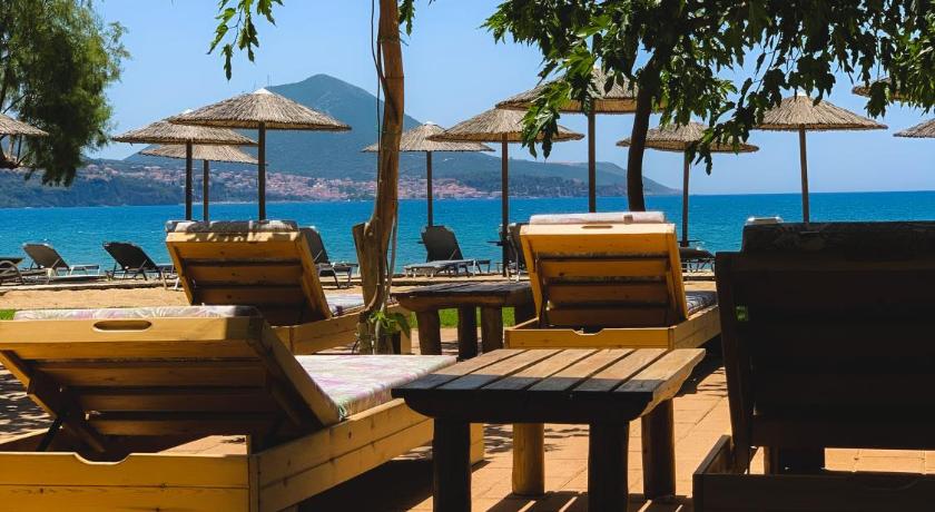 Zoe Seaside Resort photo