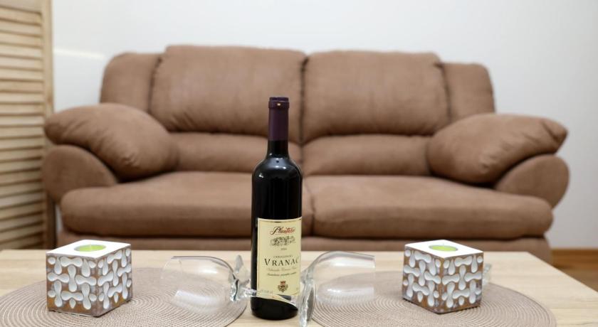 Apartman Frida — Hotel in Niksic