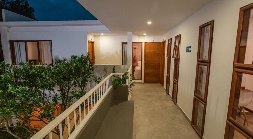 MUGUET HOUSE GRANADA - image 36