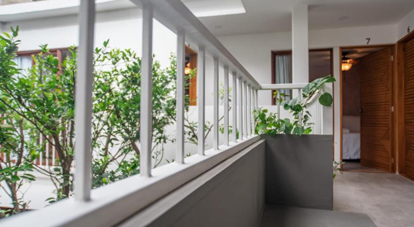 MUGUET HOUSE GRANADA - image 39