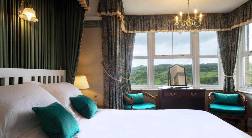 Cleeve Hill Hotel photo