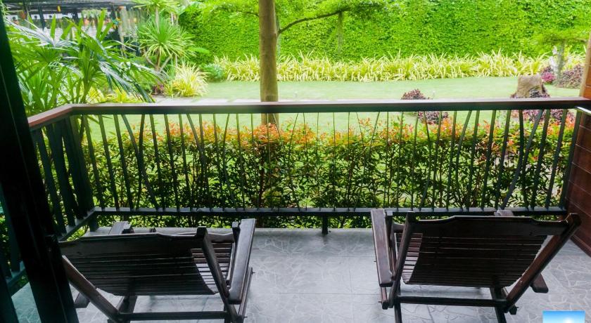 Image of Deluxe Garden Twin 17