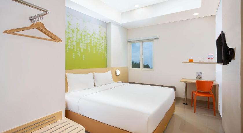 Image of Zest Queen Room 1