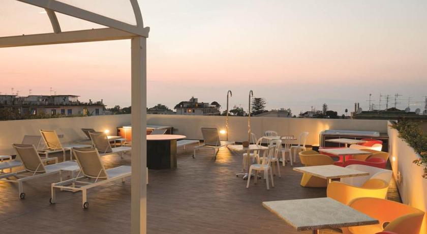 Hotel Club