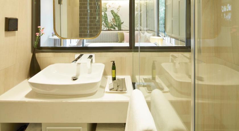 Image of Two Bedroom Suite 14