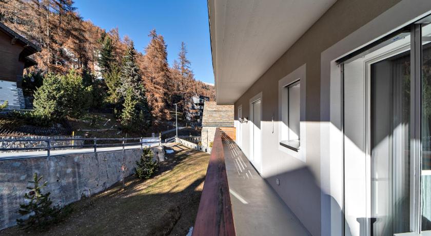 Chesa Cuntainta - St. Moritz photo