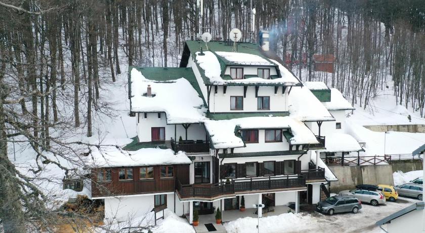 Guesthouse Babin Zub — Hotel in Crni Vrh