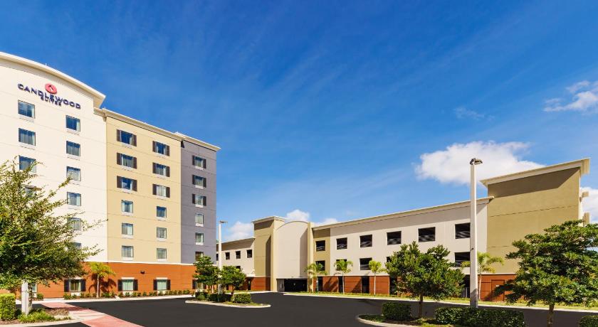 Candlewood Suites Orlando - Lake Buena Vista