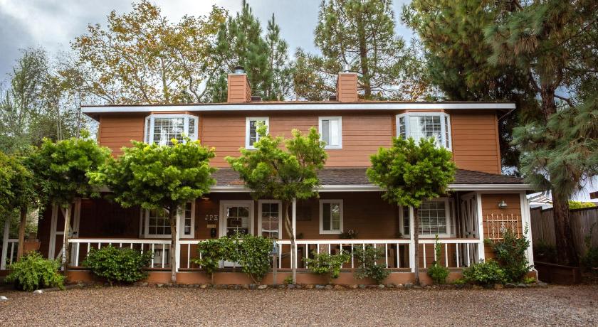 J Patrick Inn — Hotel in Cambria (CA)
