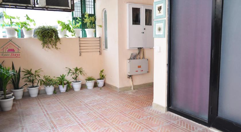 Furnished 2BHK Independent Apartment 7 in Greater Kailash - 1 Delhi photo