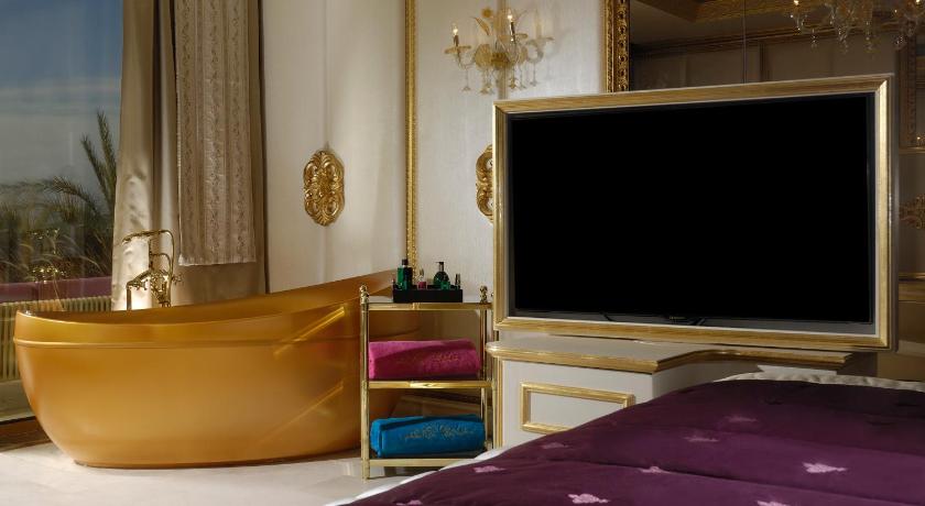 Immagine di Camera Tripla Deluxe con Vista Mare (Deluxe Triple Room with Sea View) 9