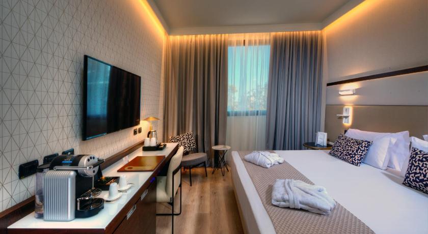 Image of Superior Double Room 0