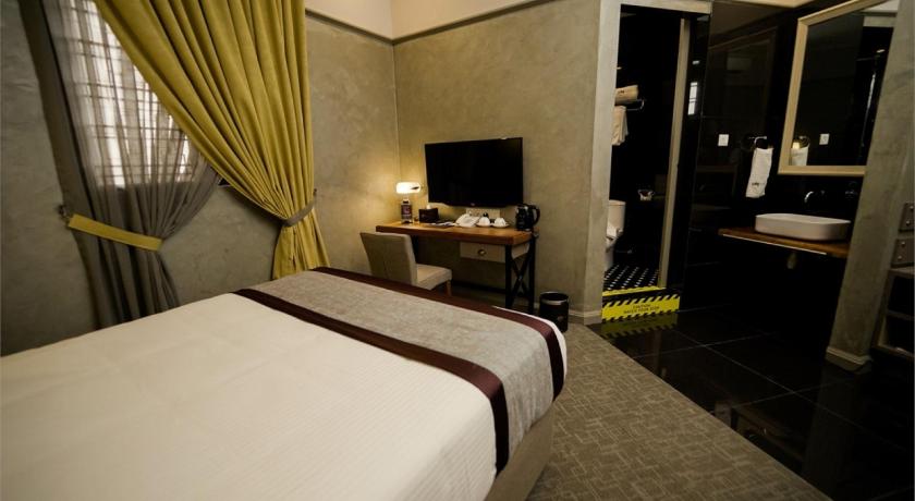 Image of Executive Deluxe King 1