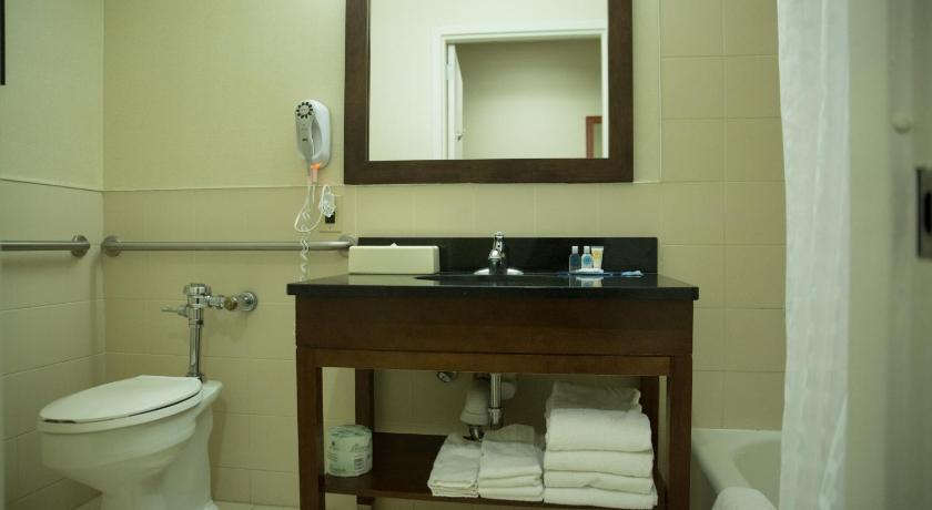 Comfort Inn Syosset-Long Island