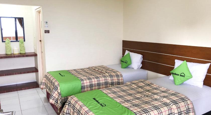 Image of Standard Twin Room 0