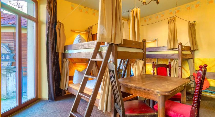 Image of Bed in 6-Bed Dormitory Room 7