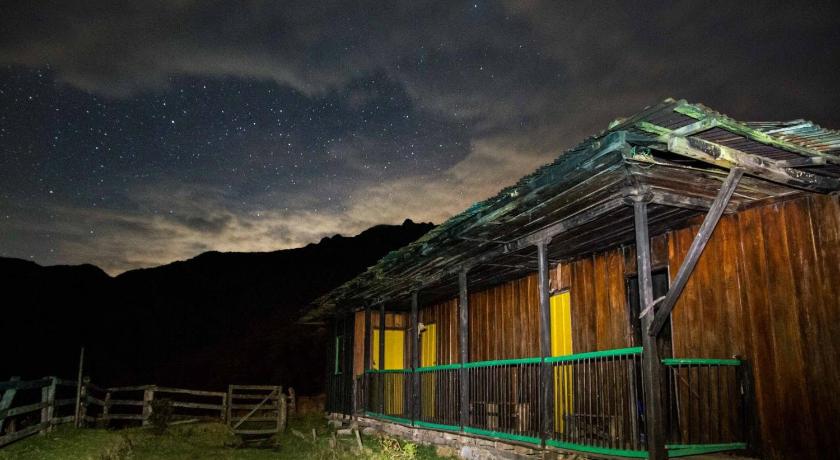 Birdglamping Los Arboles Hotel photo