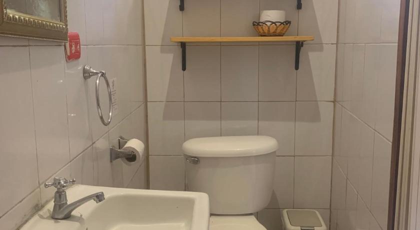 Image of Quadruple Room with Private Bathroom 4