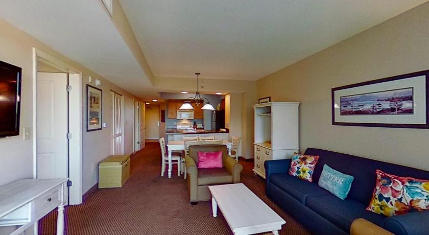 Image of Three-Bedroom House 6
